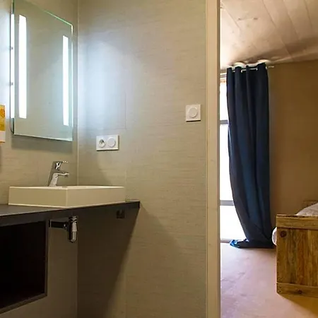 Le Puy Carmin - D'hotes Avec Jacuzzi 3*