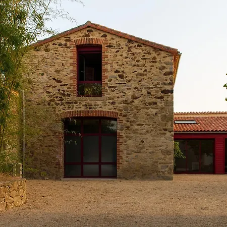 Le Puy Carmin - D'hotes Avec Jacuzzi 3*
